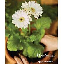 white flower green leaves lee valley spring garden lee valley garden catalog2022.