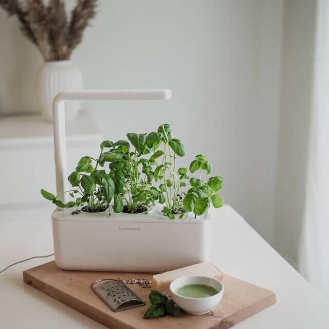 Smart Indoor Planters