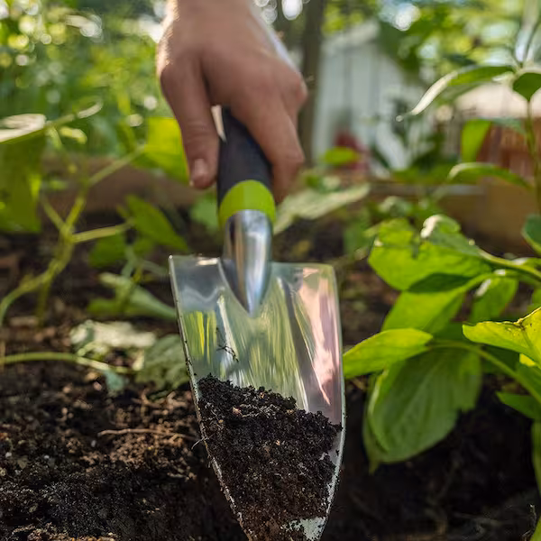 hand trowel